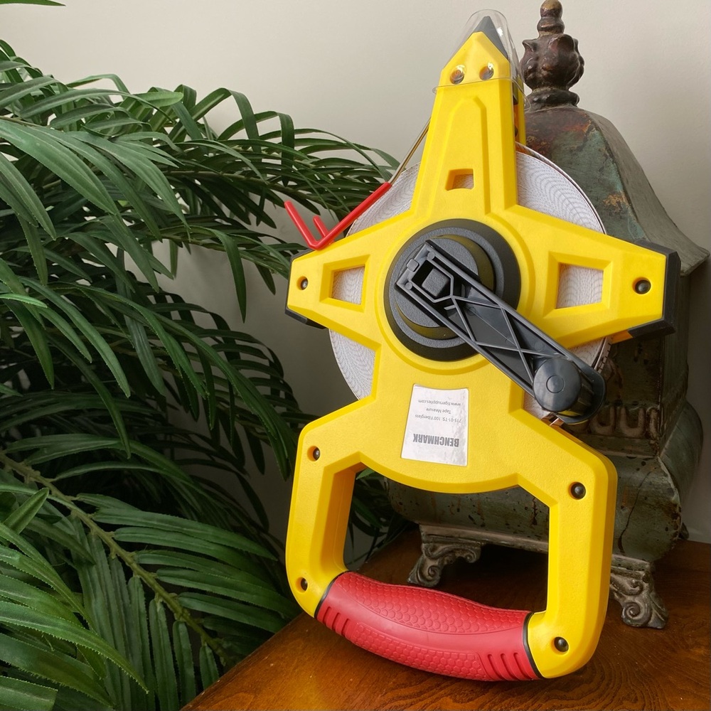 Benchmark Yellow 715-01-TS: 100' Fiberglass Tape Measure - Picture 12 of 12